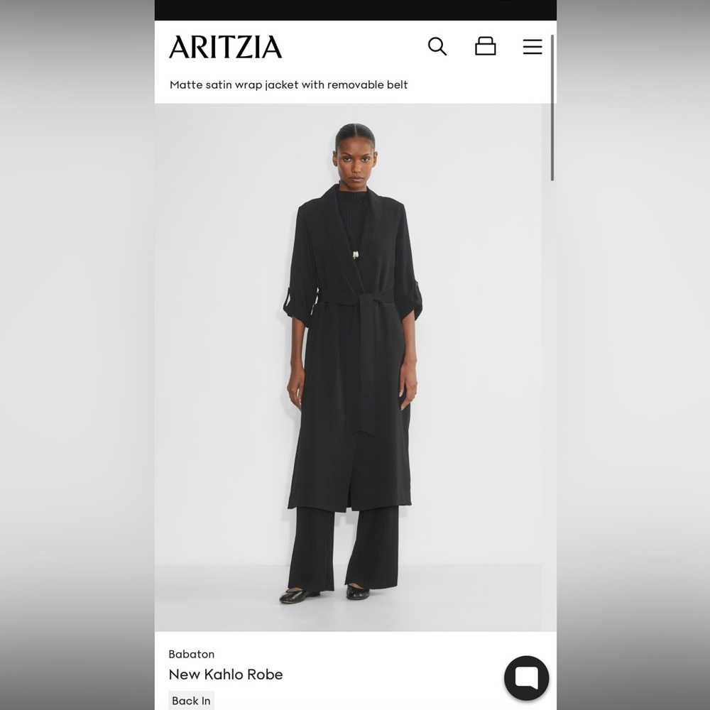 Aritzia Banting Kahlo Robe in Black Size XS